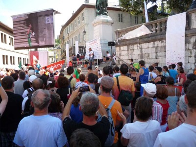 Start, Ziel und Kartenwechsel vor dem Schloss